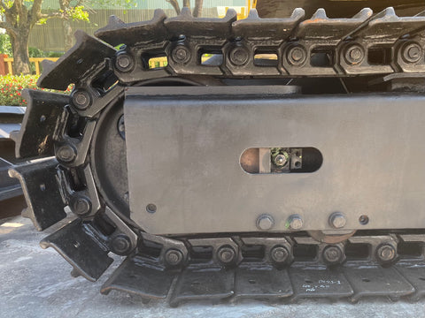 025.05 Komatsu PC28UU Mini Excavator S/N 5238