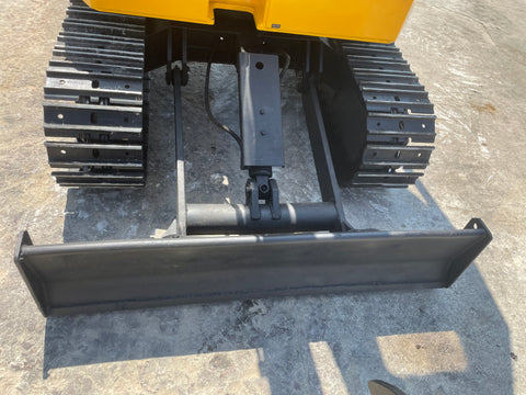 025.05 Komatsu PC28UU Mini Excavator S/N 5238