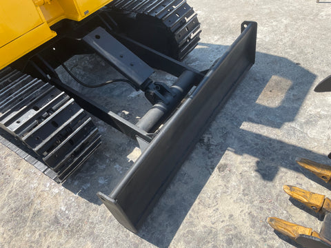 025.05 Komatsu PC28UU Mini Excavator S/N 5238