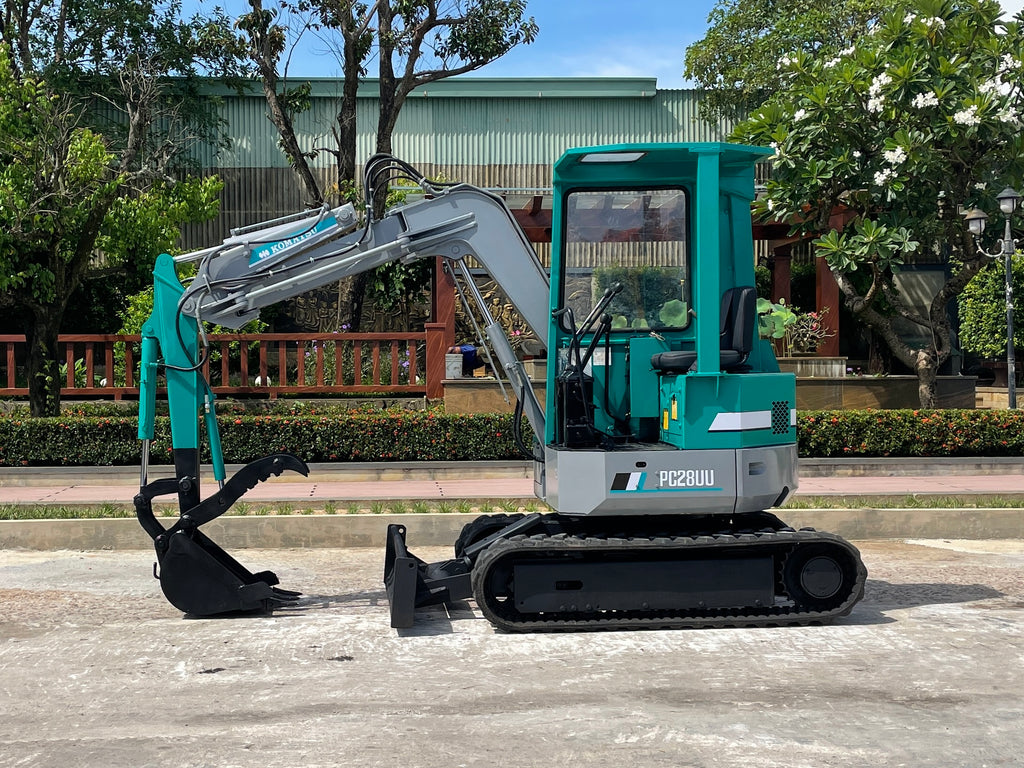 026.04 Komatsu PC28UU Mini Excavator S/N 6445 – The NGO Company
