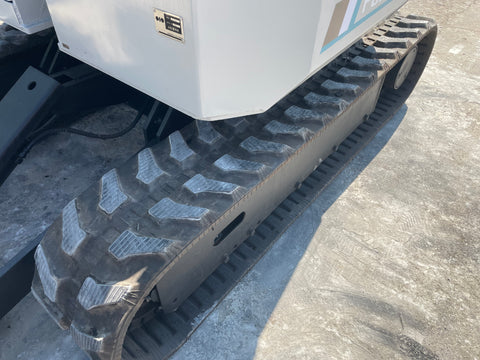 025.06 Komatsu PC28UU Mini Excavator S/N 5533