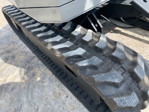 026.04 Komatsu PC28UU Mini Excavator S/N 6445