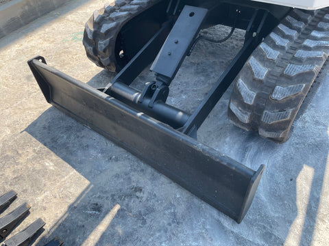 025.06 Komatsu PC28UU Mini Excavator S/N 5533