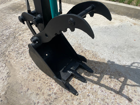 026.04 Komatsu PC28UU Mini Excavator S/N 6445