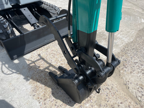 026.04 Komatsu PC28UU Mini Excavator S/N 6445