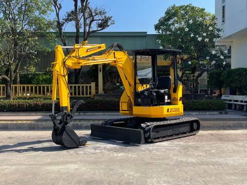 025.07 Komatsu PC38UU Mini Excavator S/N 2228