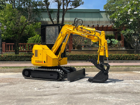026.03 Komatsu PC28UU Mini Excavator S/N 5786