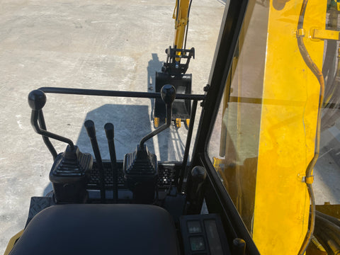 025.07 Komatsu PC38UU Mini Excavator S/N 2228