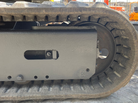 026.03 Komatsu PC28UU Mini Excavator S/N 5786