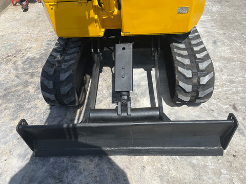 026.03 Komatsu PC28UU Mini Excavator S/N 5786