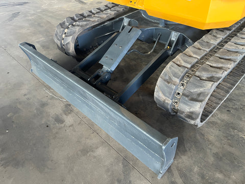 028.02 Komatsu PC50UU Mini Excavator S/N 5275