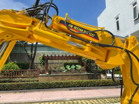 026.03 Komatsu PC28UU Mini Excavator S/N 5786