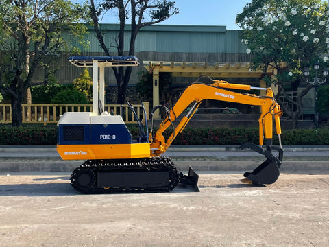 025.01 Komatsu PC10-3 Mini Excavator S/N 5976