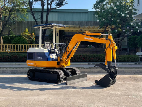 025.01 Komatsu PC10-3 Mini Excavator S/N 5976