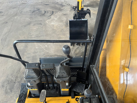 028.03 Komatsu PC50UU Mini Excavator S/N 5852