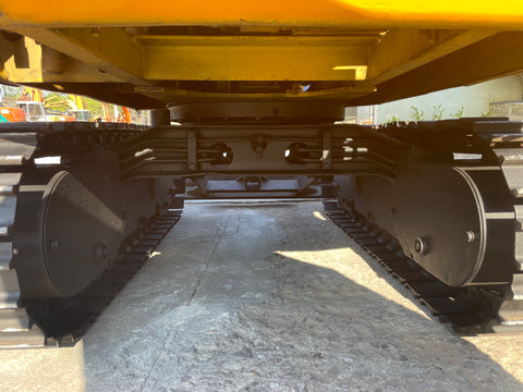 025.01 Komatsu PC10-3 Mini Excavator S/N 5976