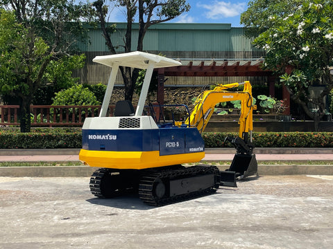 026.01 Komatsu PC10-5 Mini Excavator S/N 8727