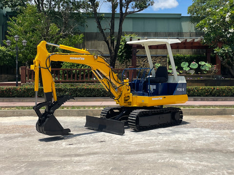 026.01 Komatsu PC10-5 Mini Excavator S/N 8727