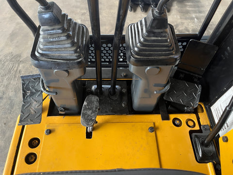 028.04 Komatsu PC50UU Mini Excavator S/N 6760