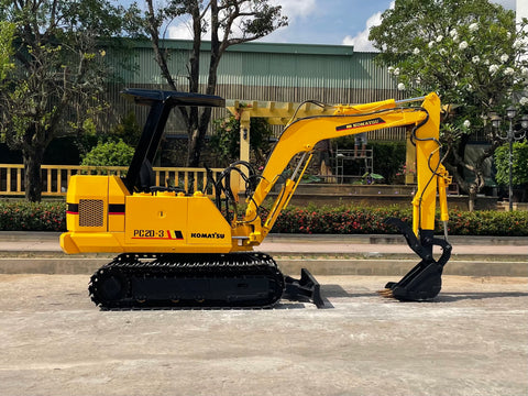 025.03 Komatsu PC20-3 Mini Excavator S/N 17388