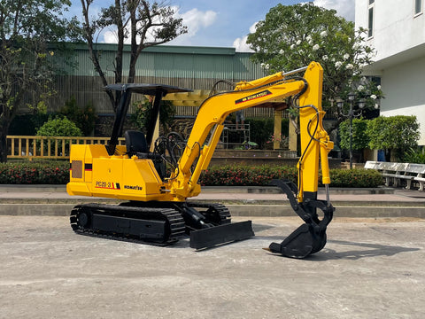 025.03 Komatsu PC20-3 Mini Excavator S/N 17388