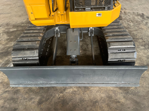 028.01 Komatsu PC38UU Mini Excavator S/N 1930