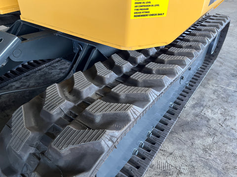 029.01 Komatsu PC28UU Mini Excavator S/N 3372