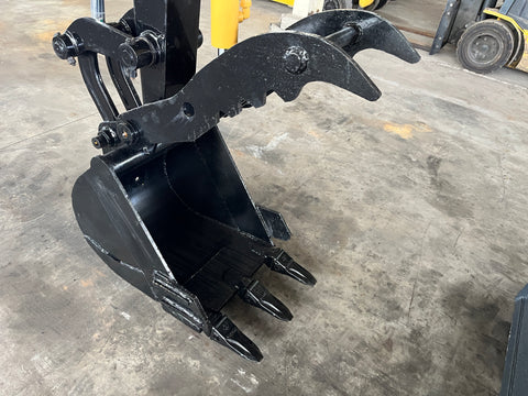 029.01 Komatsu PC28UU Mini Excavator S/N 3372