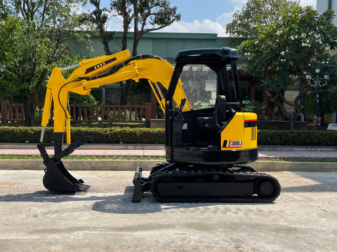 027.06 IHI 30UJ Mini Excavator S/N AA001839