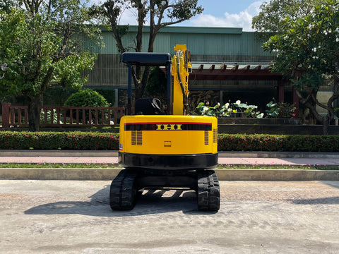 027.06 IHI 30UJ Mini Excavator S/N AA001839