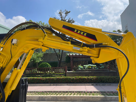 027.06 IHI 30UJ Mini Excavator S/N AA001839