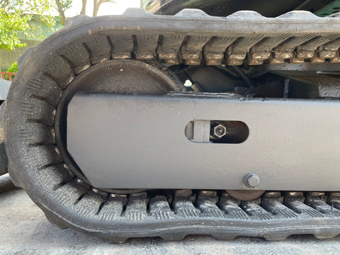 027.06 IHI 30UJ Mini Excavator S/N AA001839