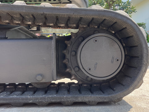 027.06 IHI 30UJ Mini Excavator S/N AA001839