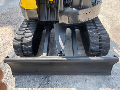 027.06 IHI 30UJ Mini Excavator S/N AA001839