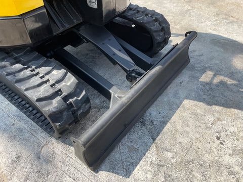 027.06 IHI 30UJ Mini Excavator S/N AA001839