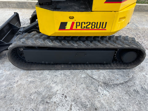 027.02 Komatsu PC28UU Mini Excavator S/N 2425