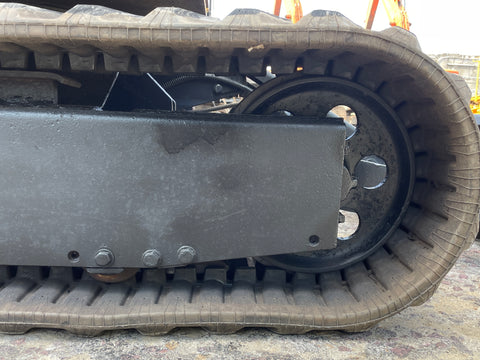 027.02 Komatsu PC28UU Mini Excavator S/N 2425