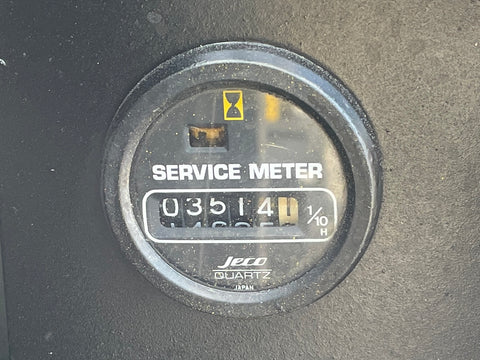 027.02 Komatsu PC28UU Mini Excavator S/N 2425