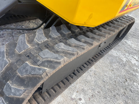 027.03 Komatsu PC28UU Mini Excavator S/N 2747