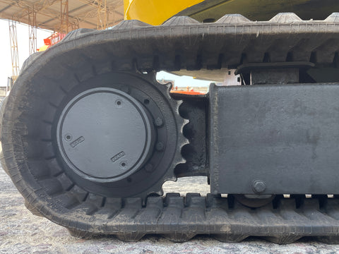 027.03 Komatsu PC28UU Mini Excavator S/N 2747