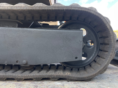 027.03 Komatsu PC28UU Mini Excavator S/N 2747