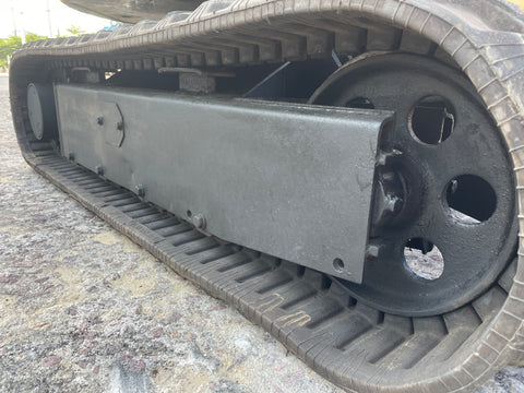 027.03 Komatsu PC28UU Mini Excavator S/N 2747