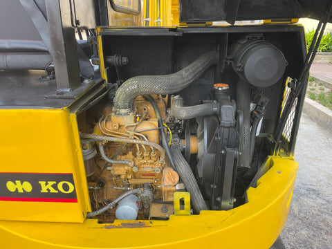 027.03 Komatsu PC28UU Mini Excavator S/N 2747