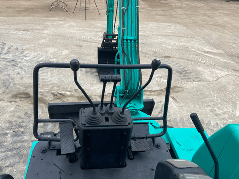 024.01 Komatsu PC20-7 Mini Excavator S/N 38012