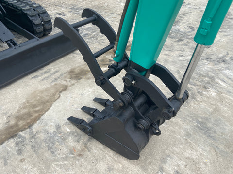 024.01 Komatsu PC20-7 Mini Excavator S/N 38012