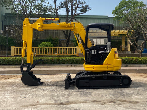 024.03 Komatsu PC38UU-2 Mini Excavator S/N 4479