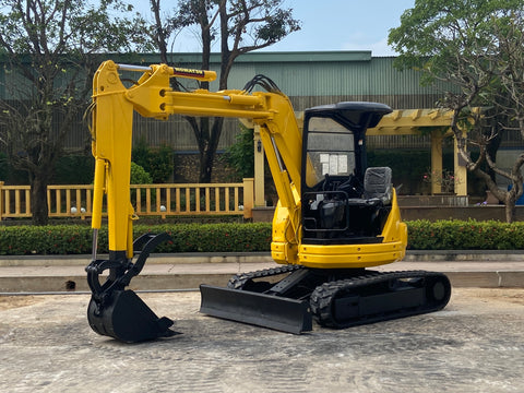 024.03 Komatsu PC38UU-2 Mini Excavator S/N 4479