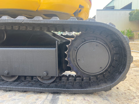 024.03 Komatsu PC38UU-2 Mini Excavator S/N 4479