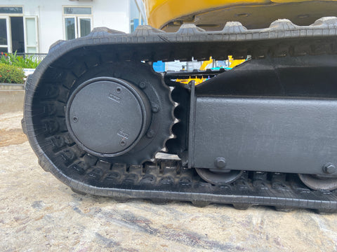 024.03 Komatsu PC38UU-2 Mini Excavator S/N 4479