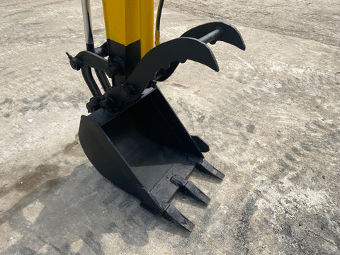 024.03 Komatsu PC38UU-2 Mini Excavator S/N 4479